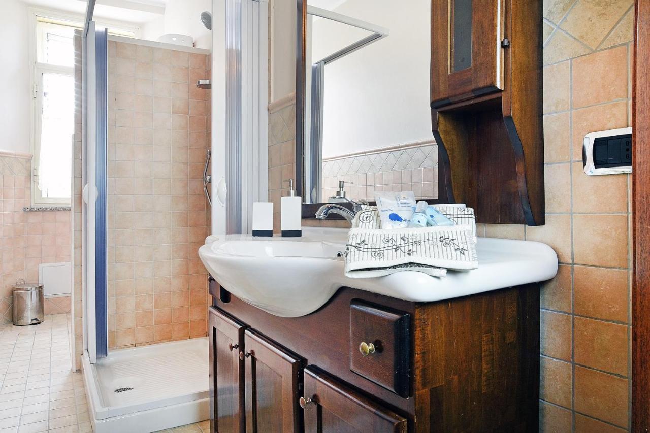بوسا Sa Rocchitta House B&B المظهر الخارجي الصورة